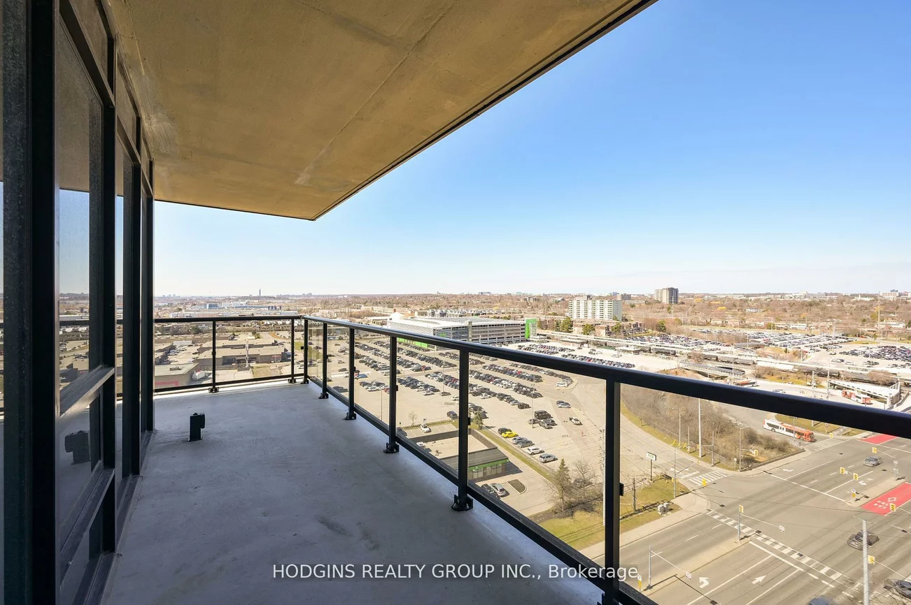 1035, Southdown, Clarkson, Mississauga