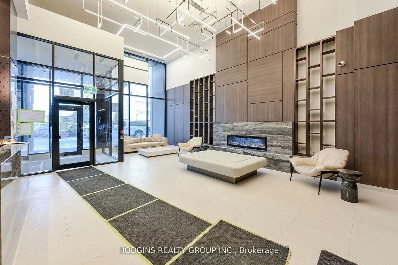 1035, Southdown, Clarkson, Mississauga