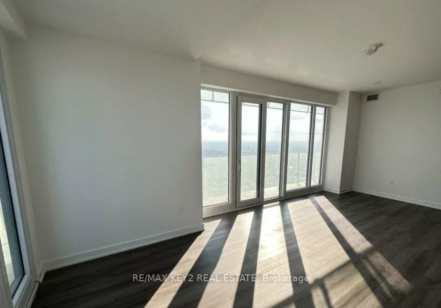 3883, Quartz, City Centre, Mississauga