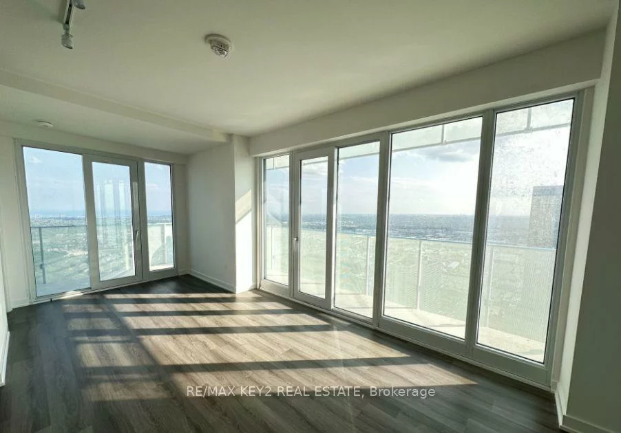 3883, Quartz, City Centre, Mississauga