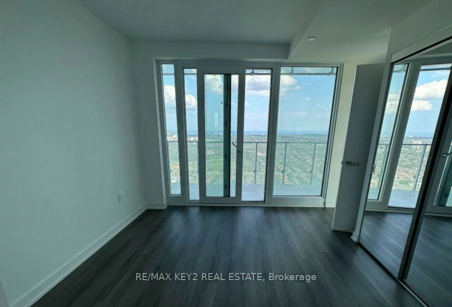 3883, Quartz, City Centre, Mississauga
