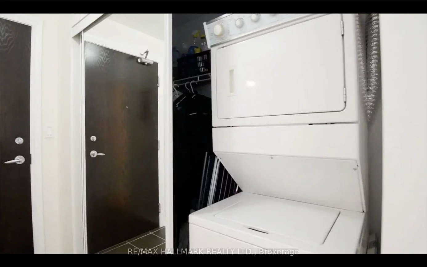 3504, Hurontario St, Mississauga Valleys, Mississauga