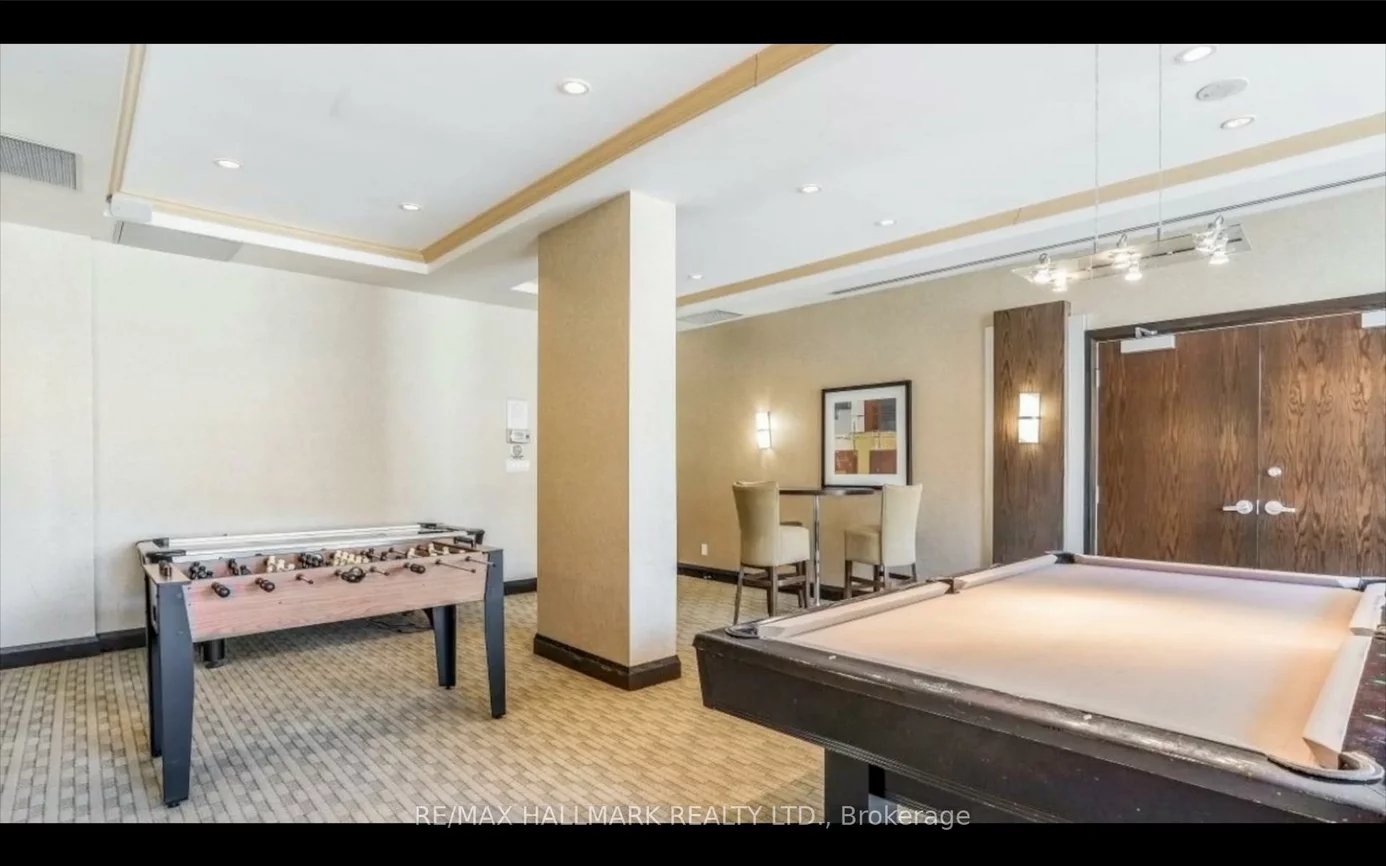 3504, Hurontario St, Mississauga Valleys, Mississauga