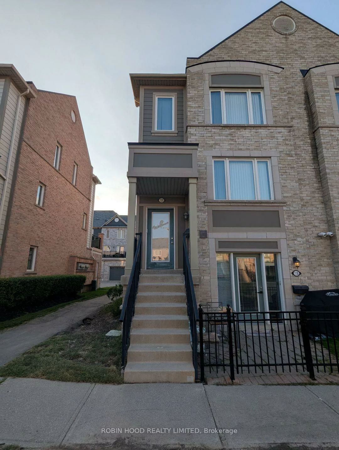 3050, Erin Centre, Churchill Meadows, Mississauga