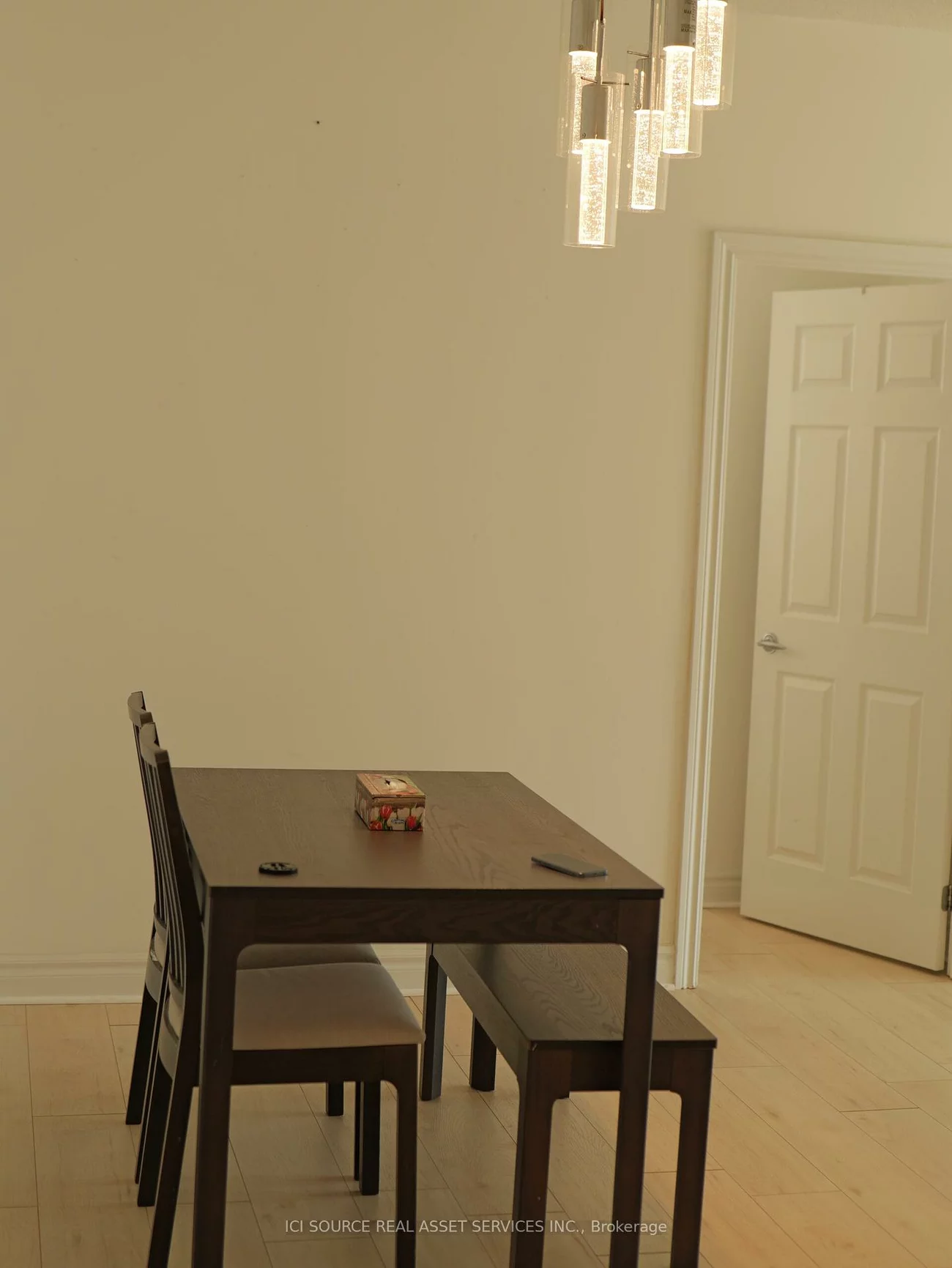 3504, Hurontario, Fairview, Mississauga