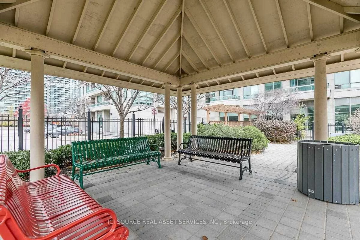3504, Hurontario, Fairview, Mississauga