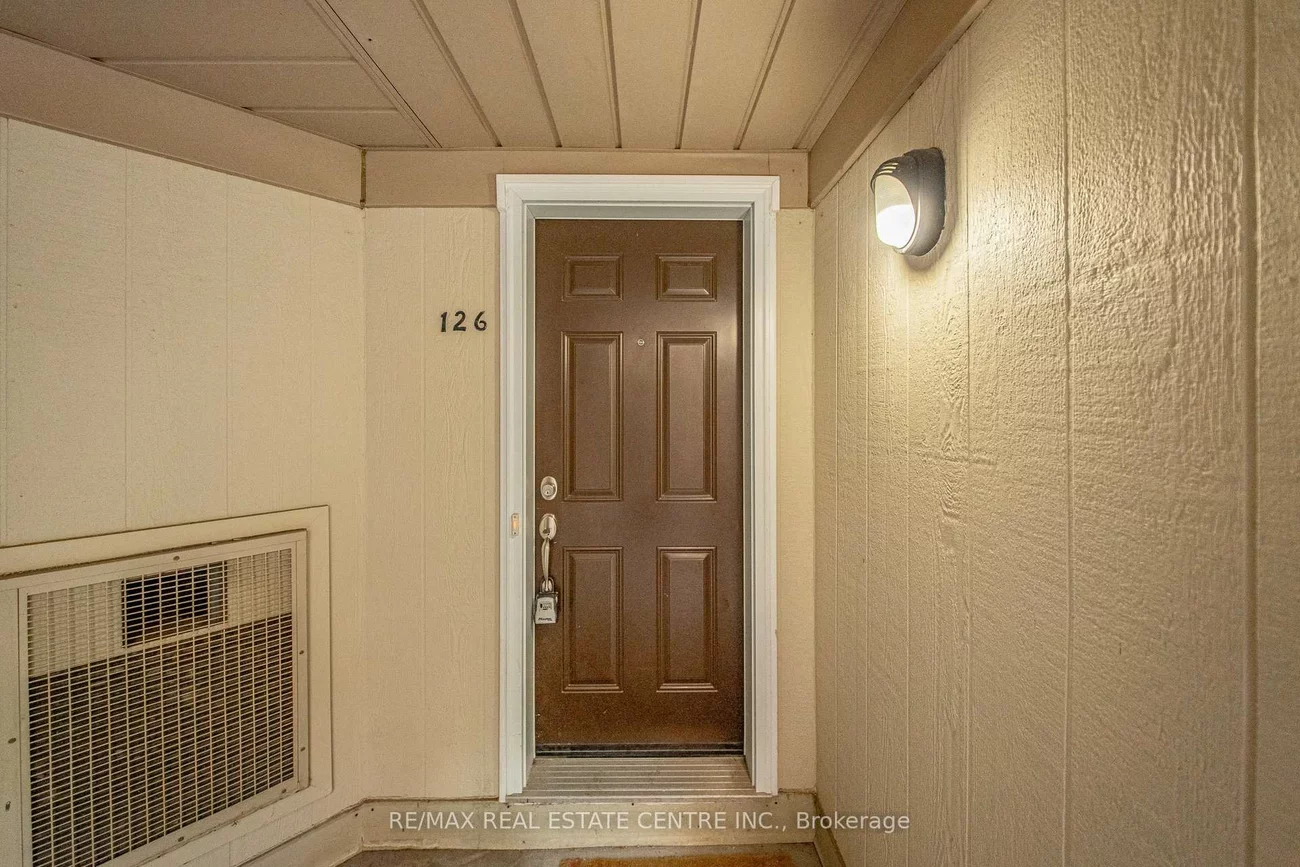 85, Bristol, Hurontario, Mississauga