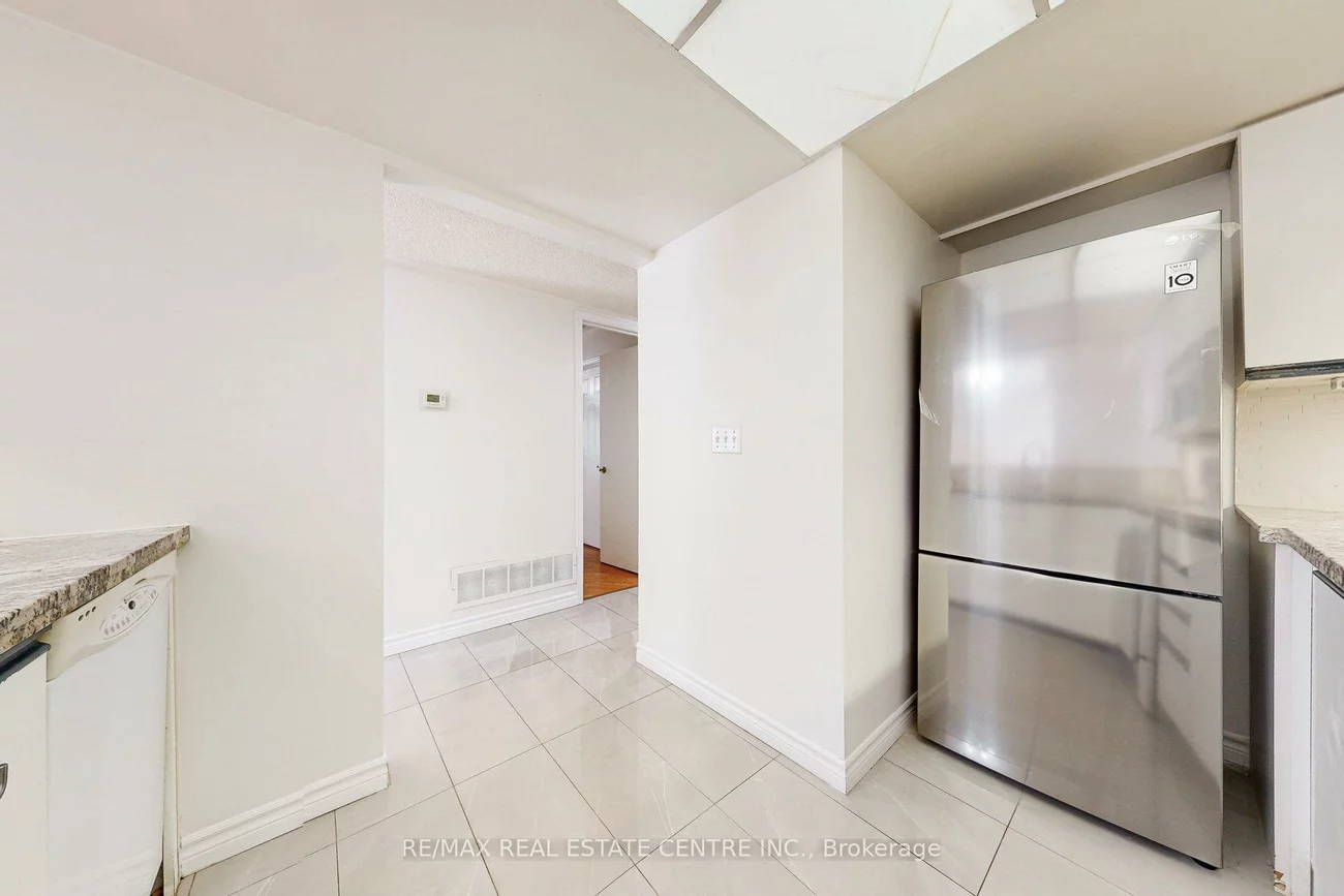 85, Bristol, Hurontario, Mississauga