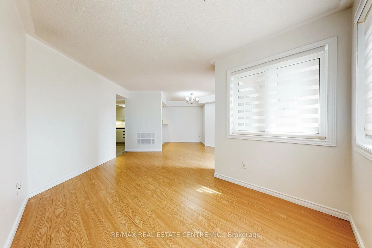 85, Bristol, Hurontario, Mississauga
