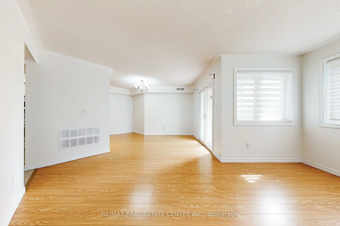 85, Bristol, Hurontario, Mississauga