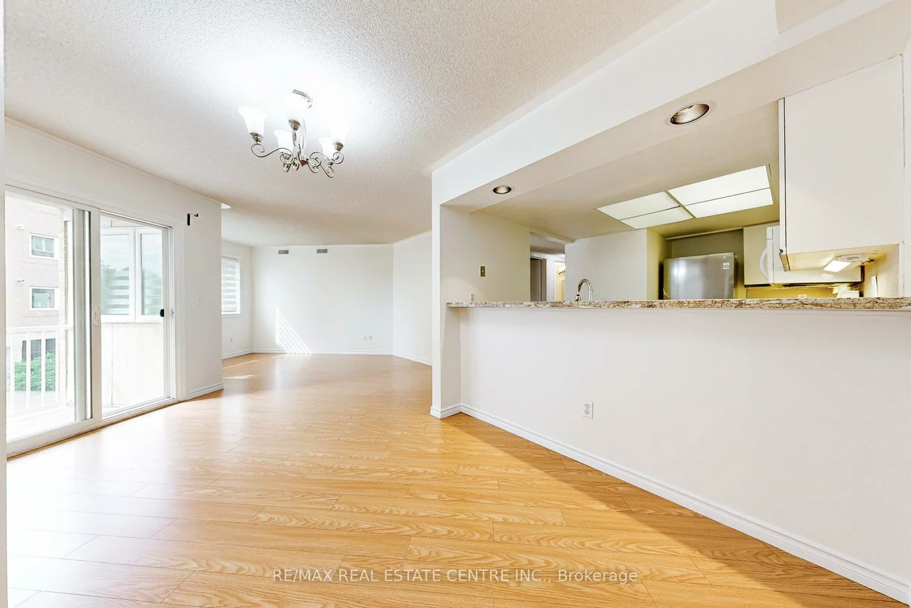 85, Bristol, Hurontario, Mississauga