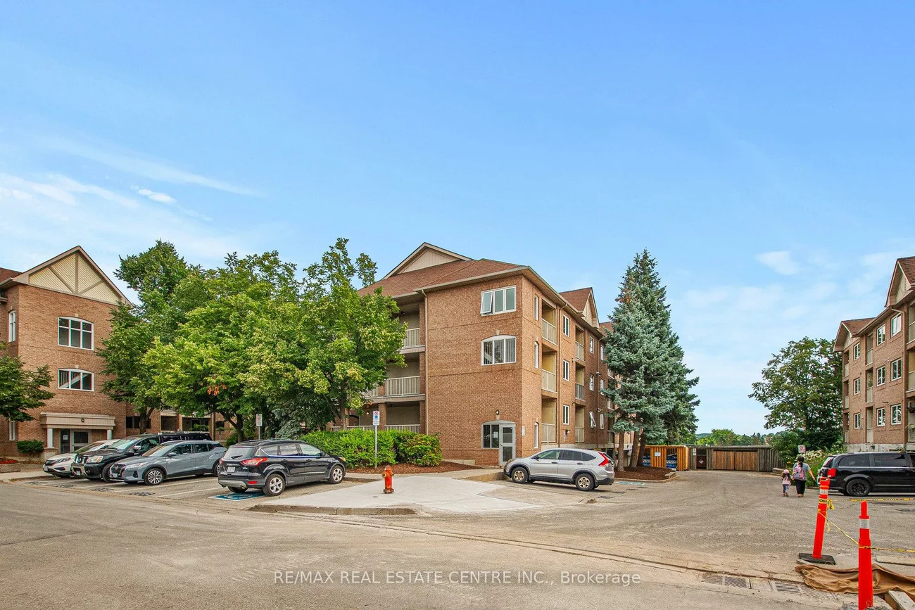 85, Bristol, Hurontario, Mississauga