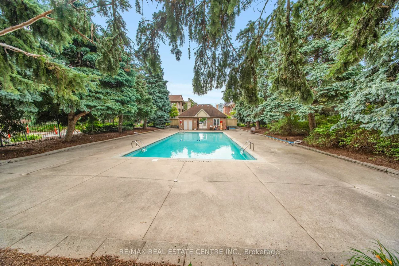85, Bristol, Hurontario, Mississauga