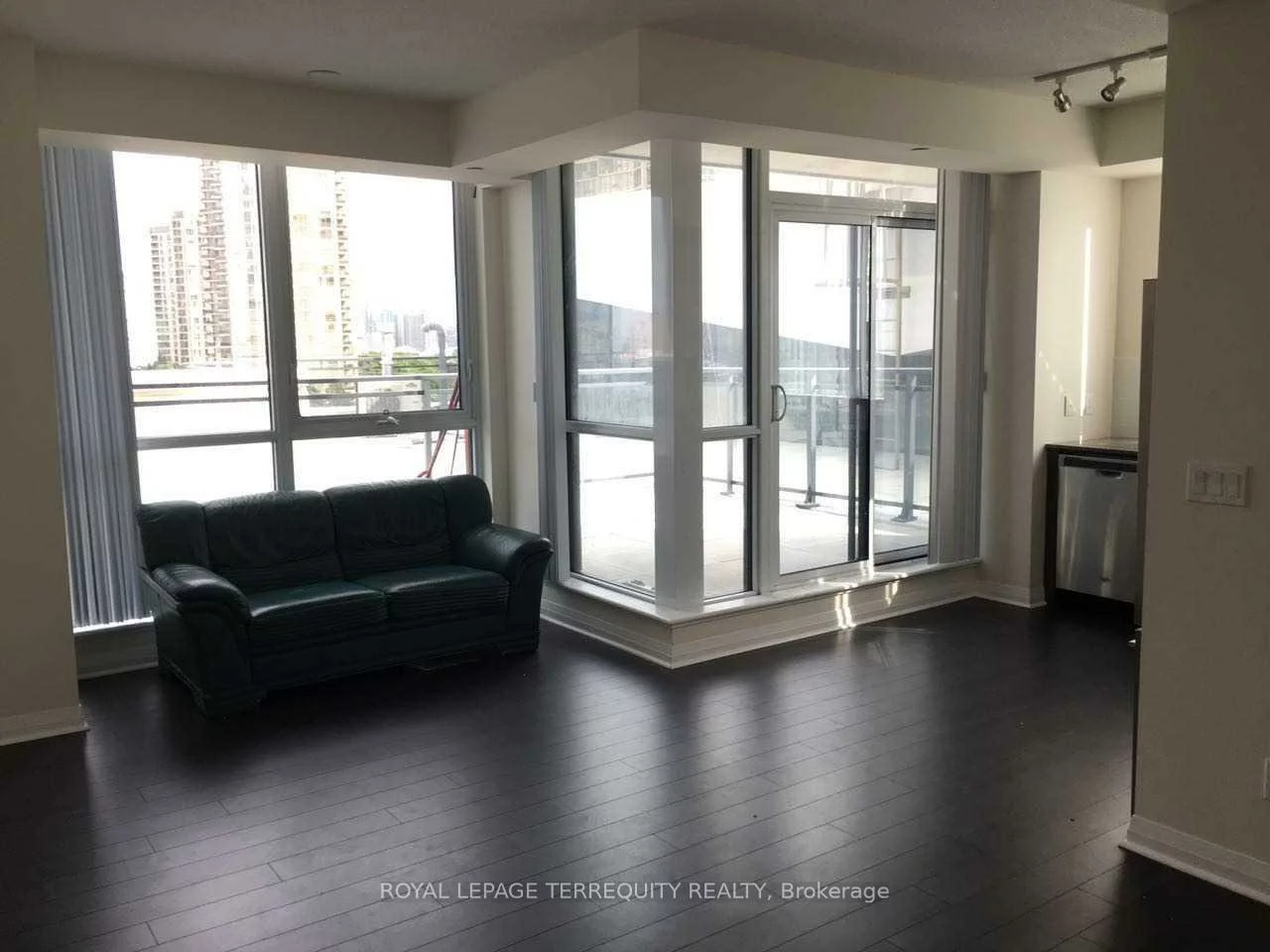 55, Eglinton, Hurontario, Mississauga