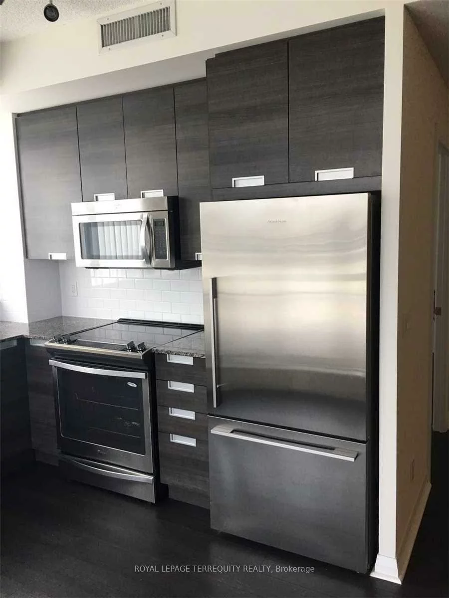 55, Eglinton, Hurontario, Mississauga