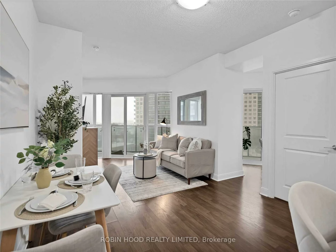 60, Absolute, City Centre, Mississauga