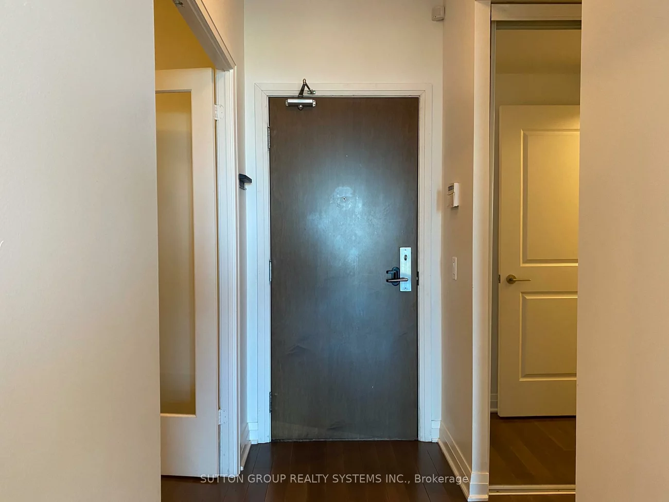 1055, Southdown, Clarkson, Mississauga
