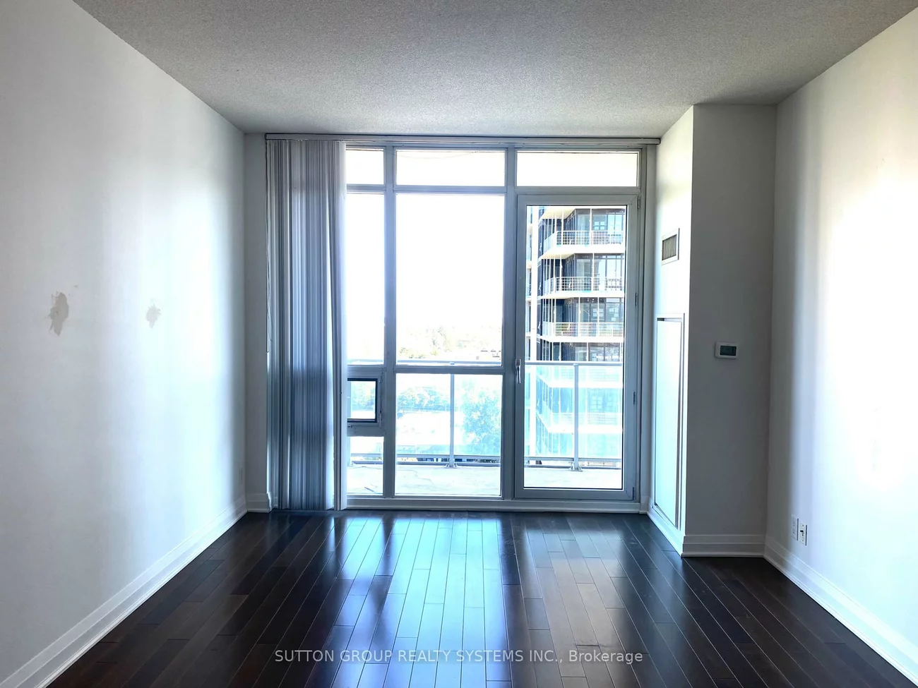 1055, Southdown, Clarkson, Mississauga