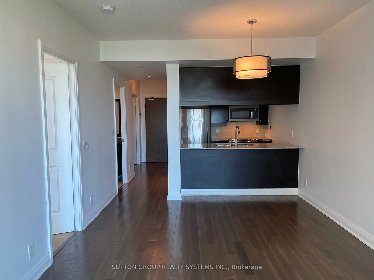 1055, Southdown, Clarkson, Mississauga