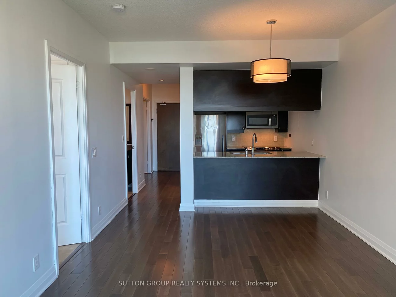 1055, Southdown, Clarkson, Mississauga