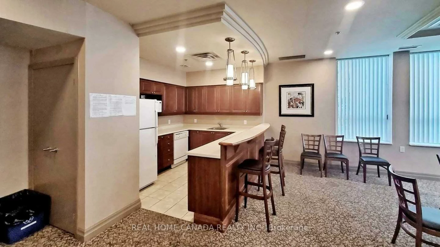 4879, Kimbermount, Central Erin Mills, Mississauga