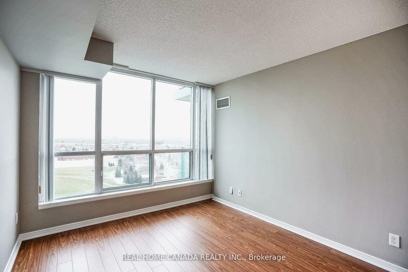 4879, Kimbermount, Central Erin Mills, Mississauga