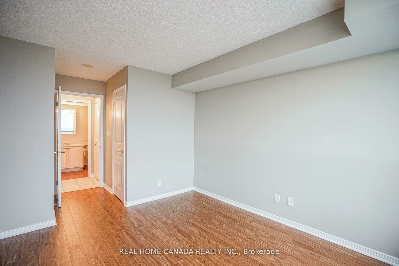 4879, Kimbermount, Central Erin Mills, Mississauga