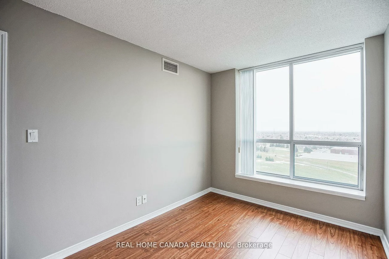 4879, Kimbermount, Central Erin Mills, Mississauga