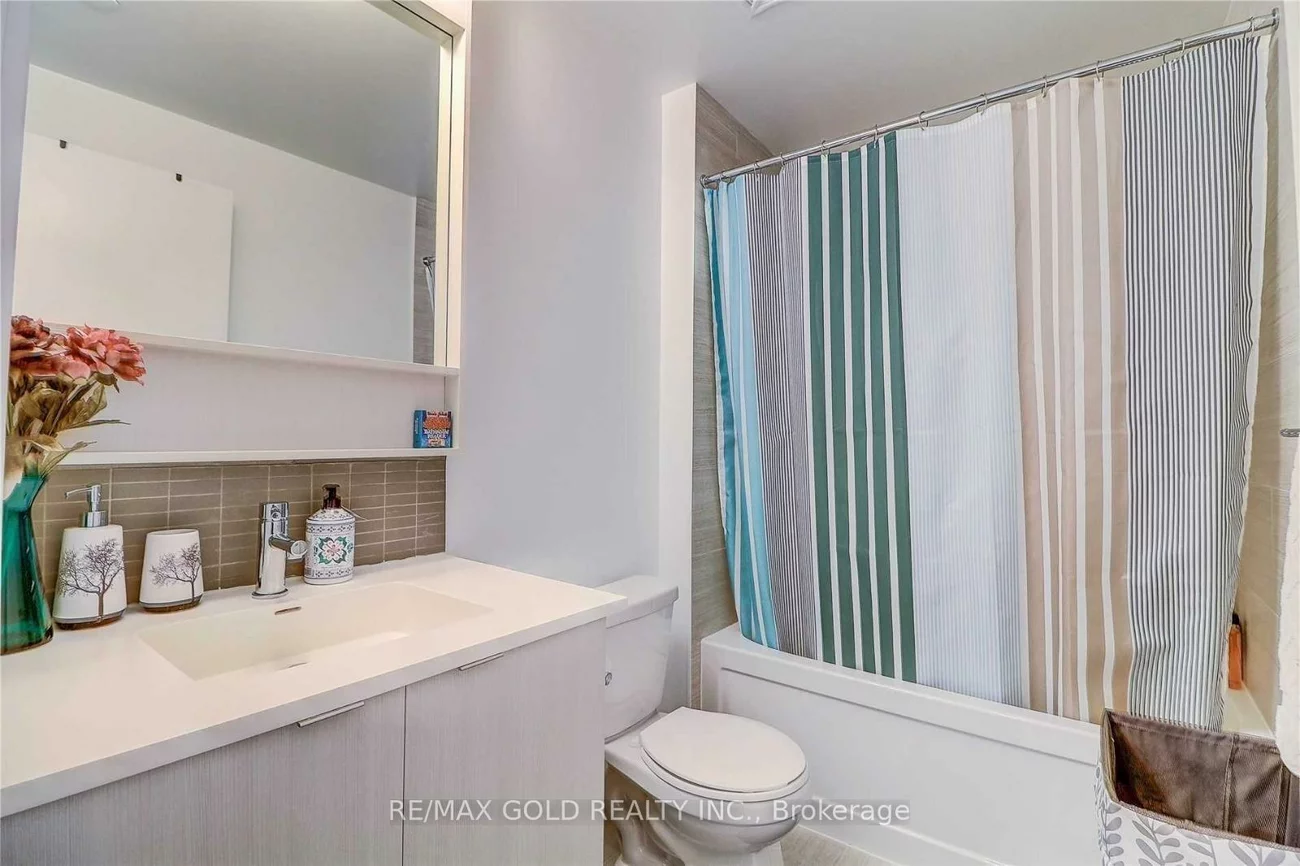 2560, Eglinton, Central Erin Mills, Mississauga