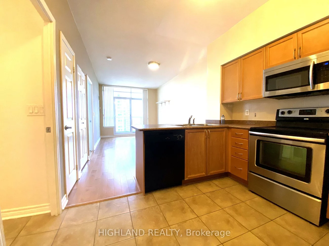 388, Prince Of Wales, City Centre, Mississauga