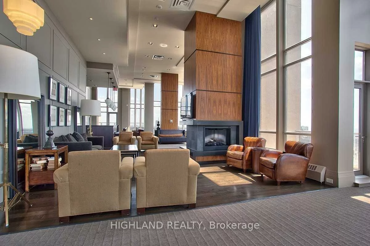 388, Prince Of Wales, City Centre, Mississauga