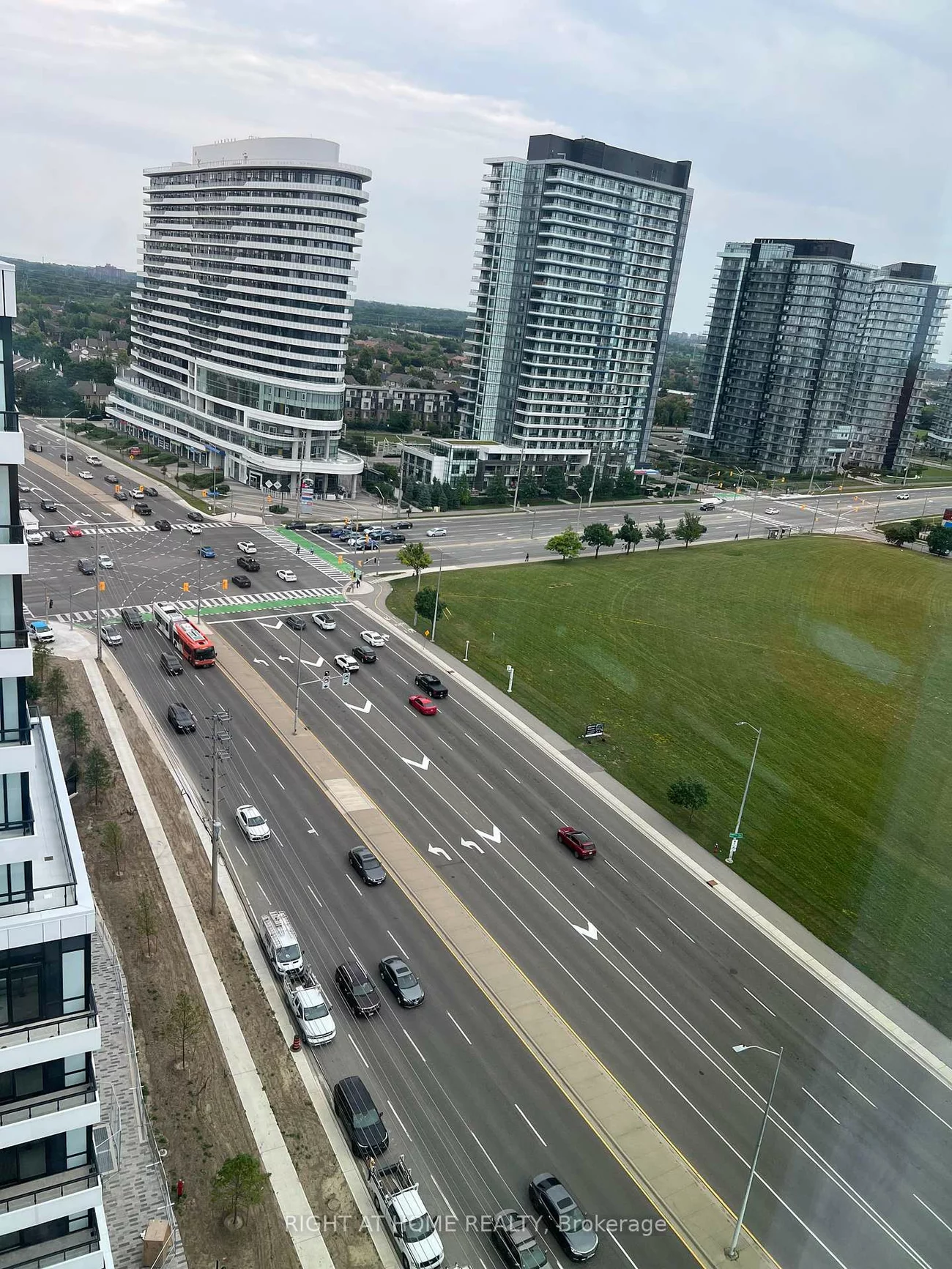 2495, Eglinton, Central Erin Mills, Mississauga