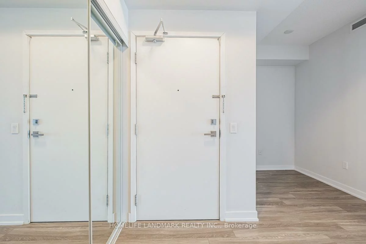 4085, Parkside Village, City Centre, Mississauga