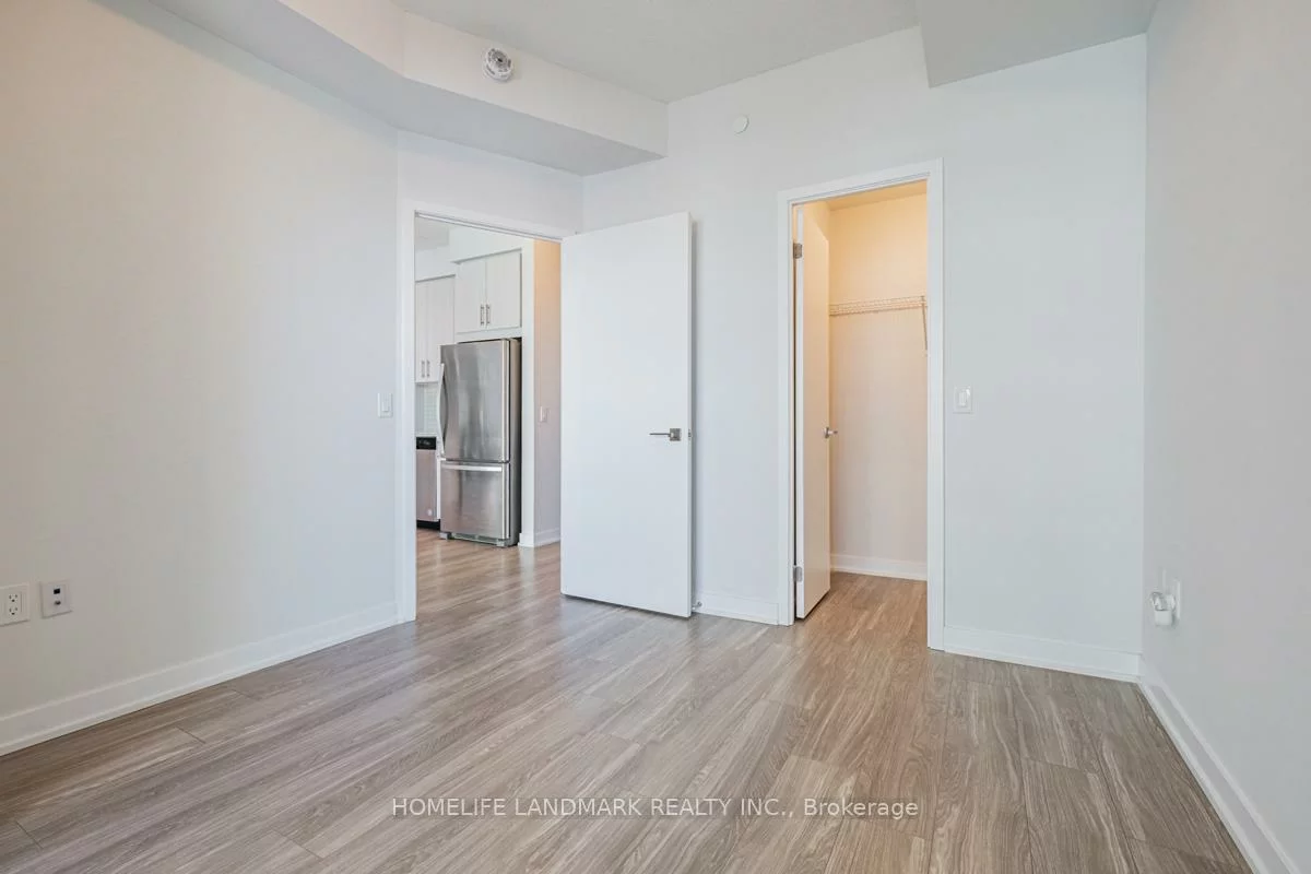 4085, Parkside Village, City Centre, Mississauga