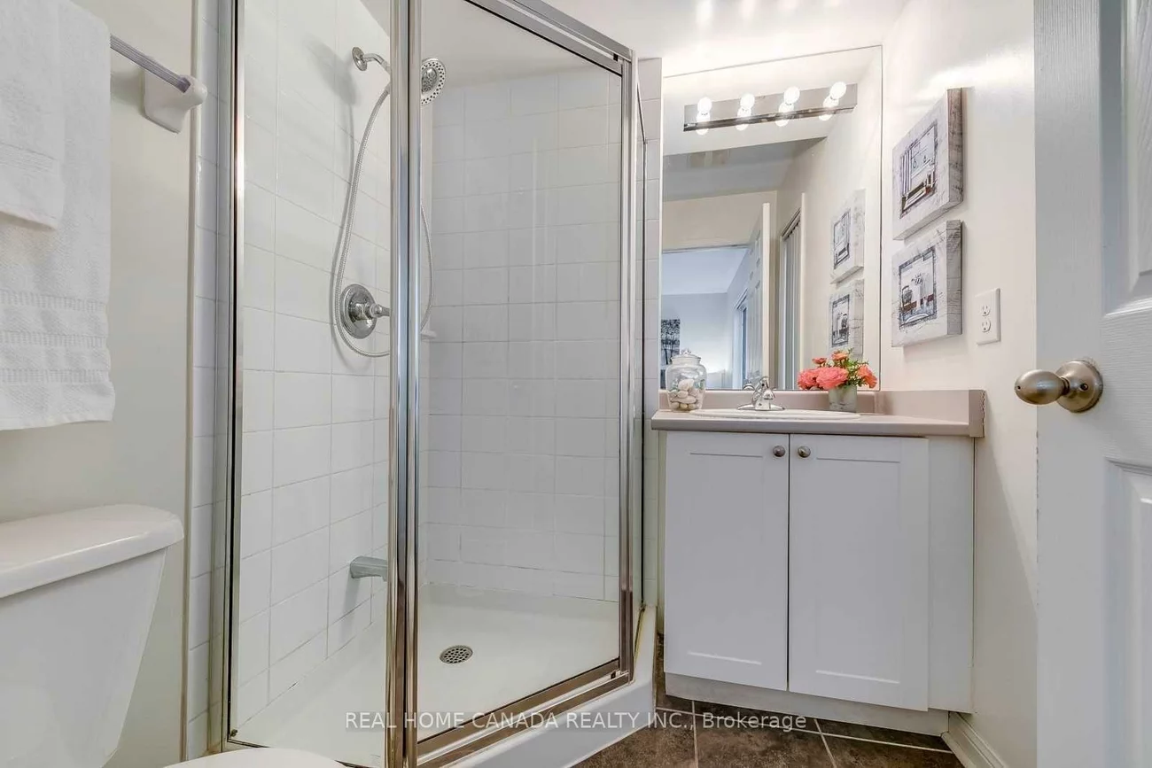 2891, Rio, Central Erin Mills, Mississauga