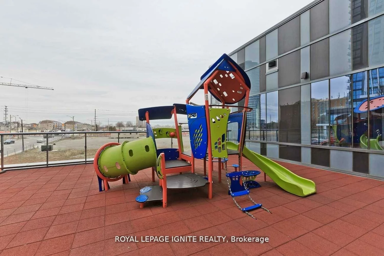 5033, Four Springs, Hurontario, Mississauga
