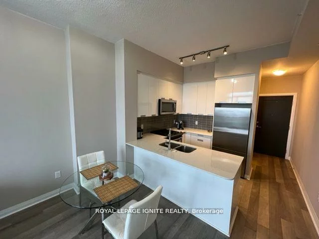 5033, Four Springs, Hurontario, Mississauga