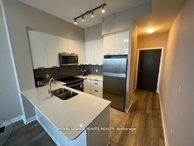 5033, Four Springs, Hurontario, Mississauga