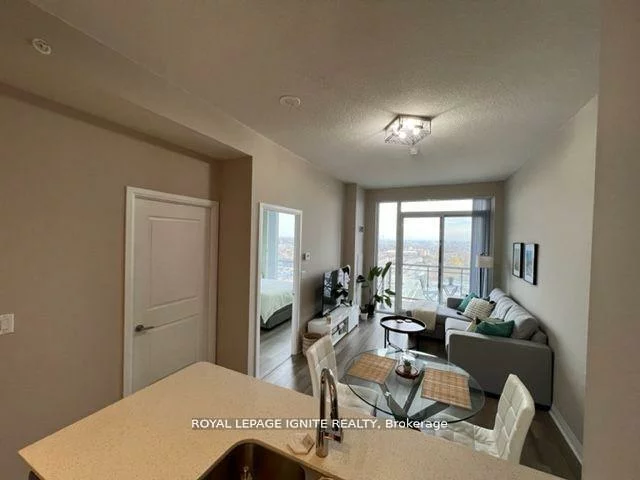 5033, Four Springs, Hurontario, Mississauga