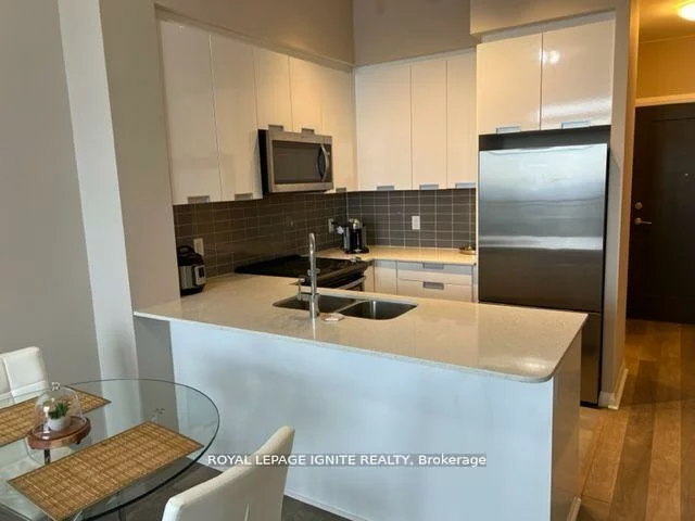 5033, Four Springs, Hurontario, Mississauga