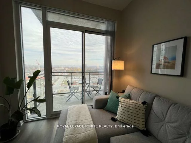 5033, Four Springs, Hurontario, Mississauga