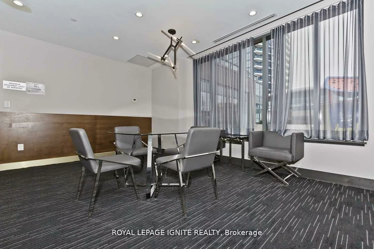5033, Four Springs, Hurontario, Mississauga