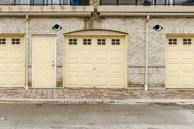 5005, Oscar Peterson, Churchill Meadows, Mississauga