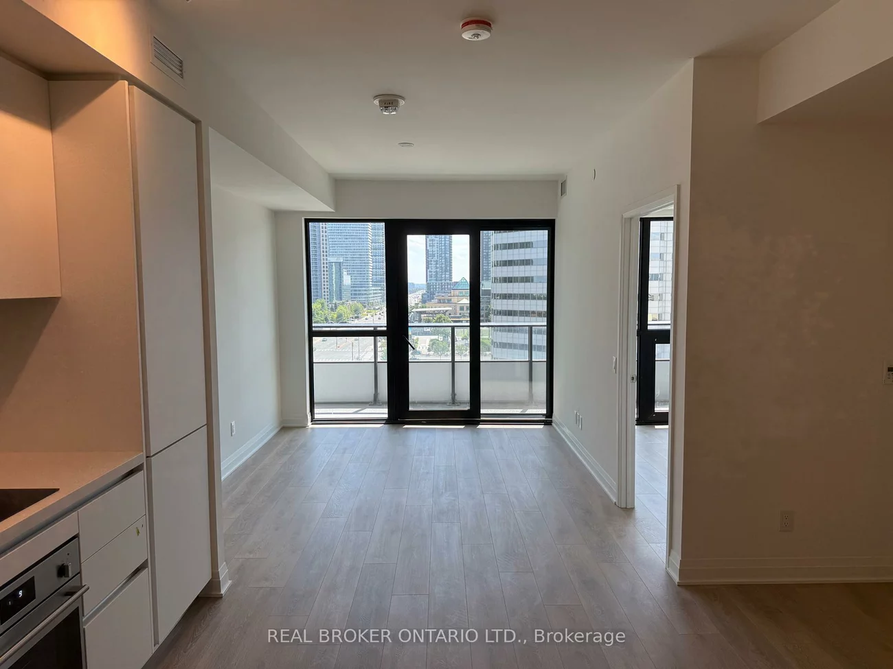 4015, The Exchange, City Centre, Mississauga