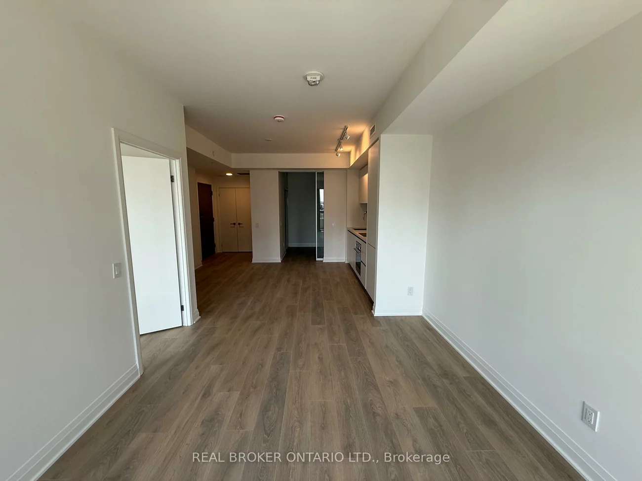 4015, The Exchange, City Centre, Mississauga