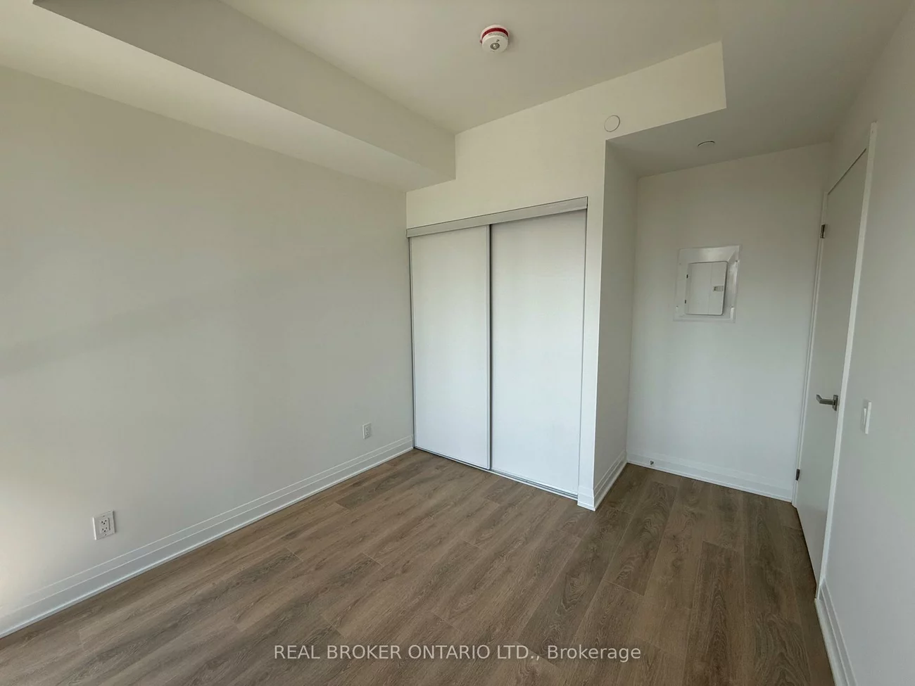 4015, The Exchange, City Centre, Mississauga
