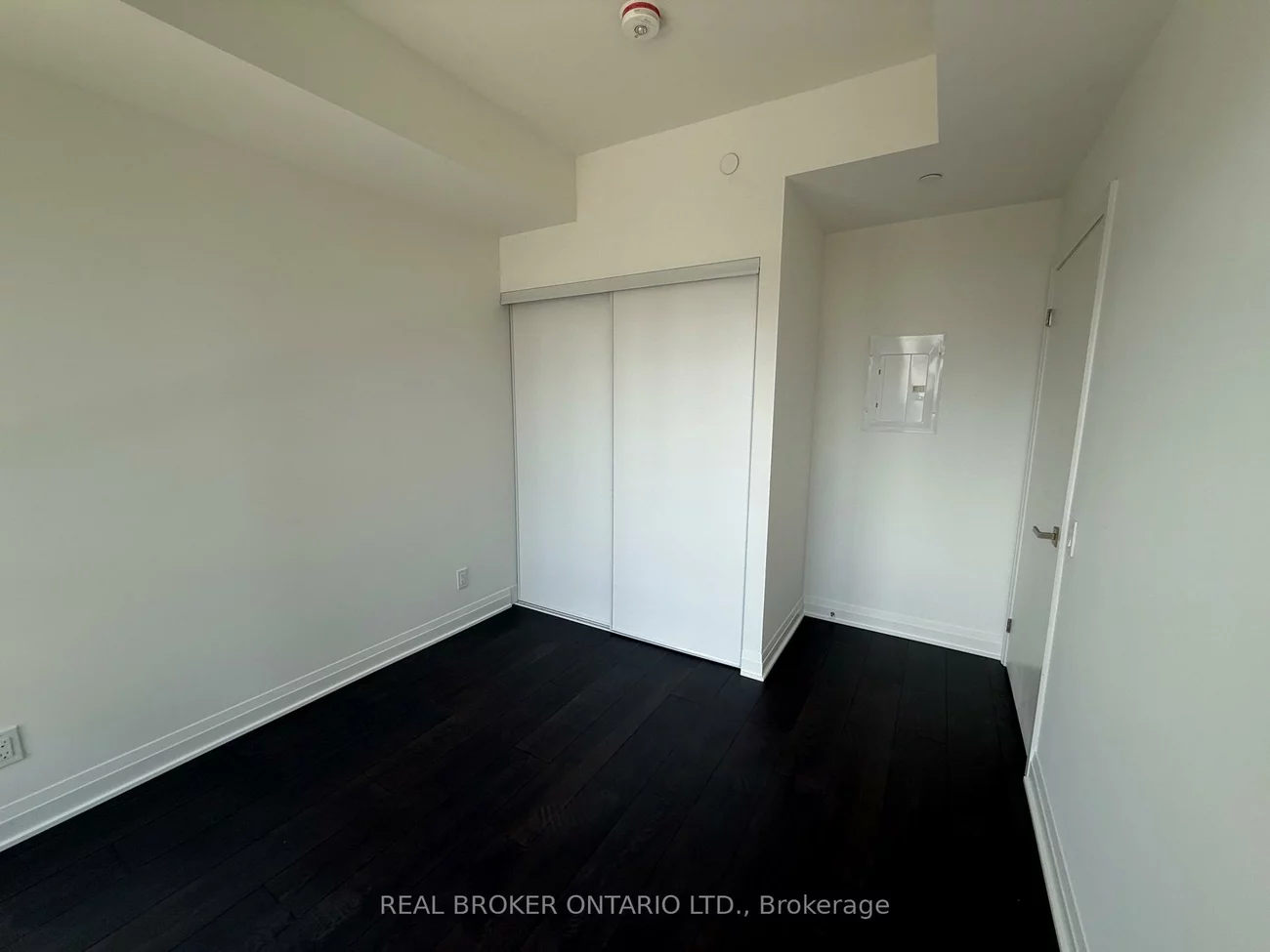 4015, The Exchange, City Centre, Mississauga