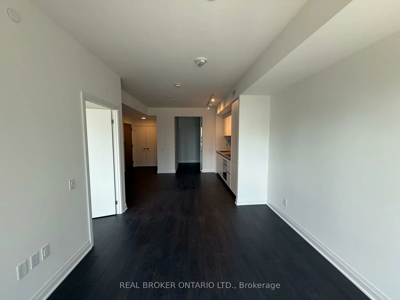 4015, The Exchange, City Centre, Mississauga