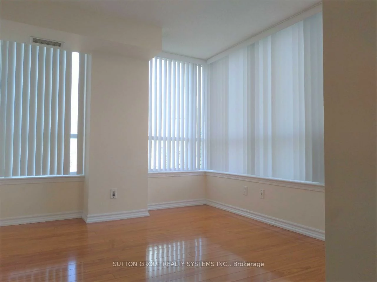 4080, Living Arts, City Centre, Mississauga