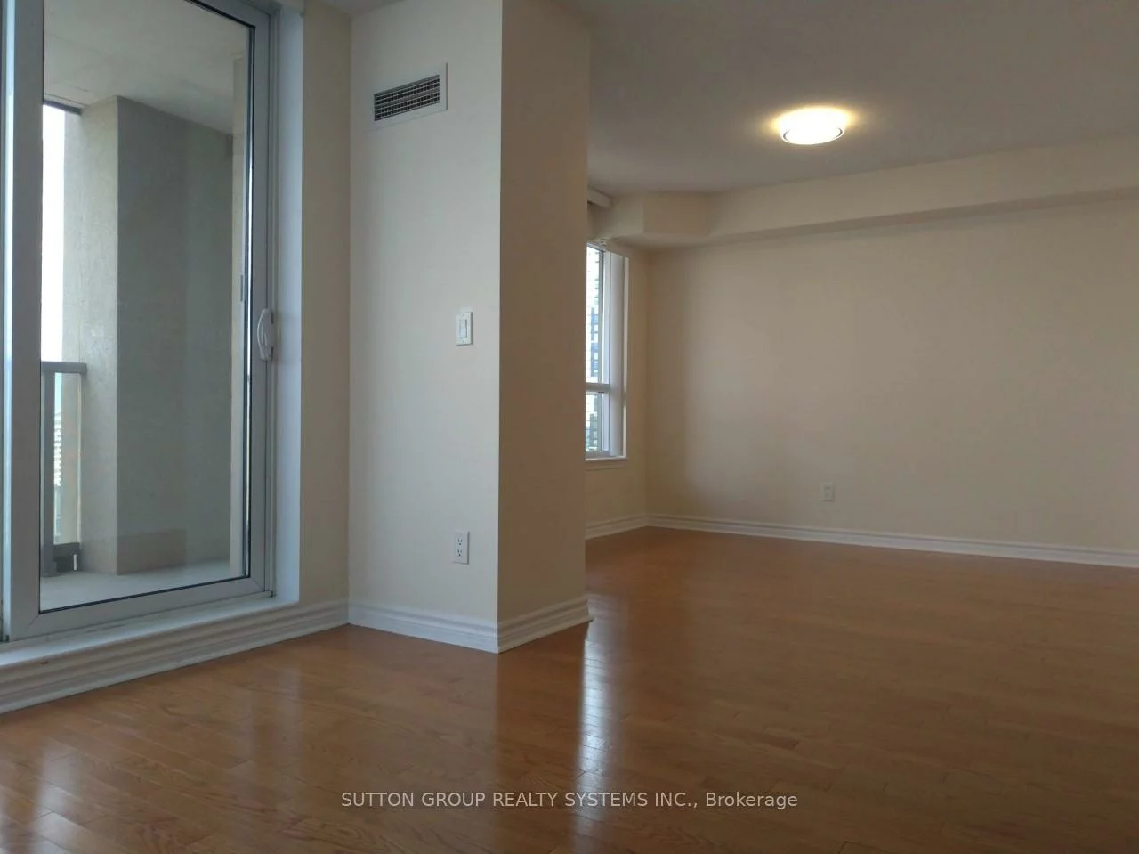 4080, Living Arts, City Centre, Mississauga
